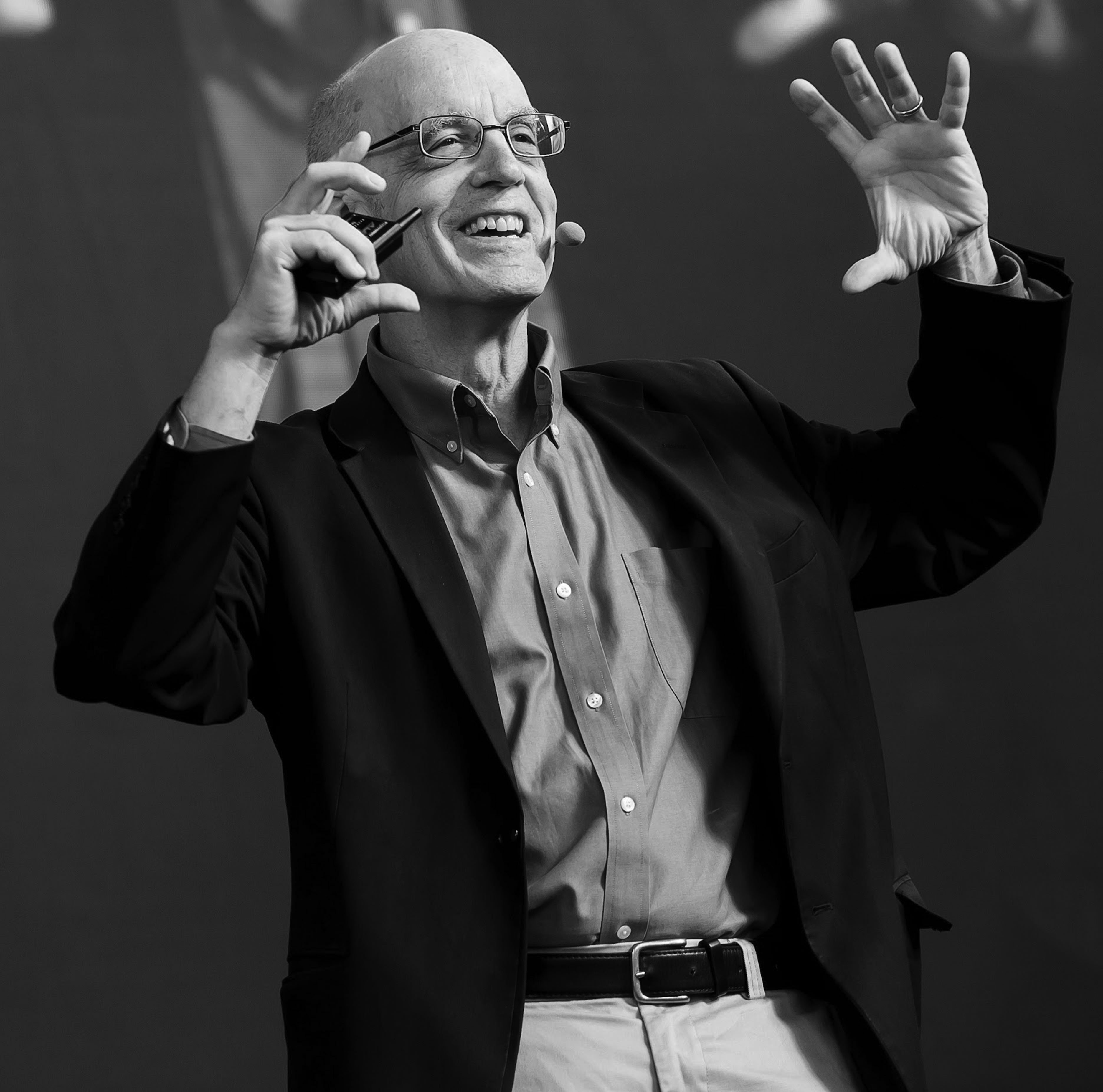 gBolles-speaking-4556-bw